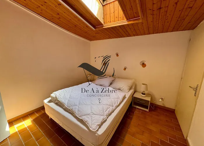 Vakantiehuis L'oceane - Maison Au Calme Avec Terrasse, Centre De Bourg