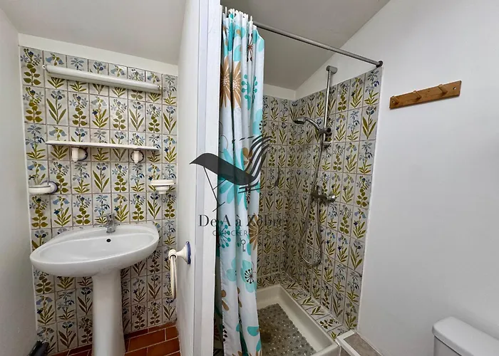 L'oceane - Maison Au Calme Avec Terrasse, Centre De Bourg * Le Port-des-Barques